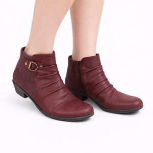 Size 9.5 Earth Origins Women’s Burgundy Leather Ankle Boots
